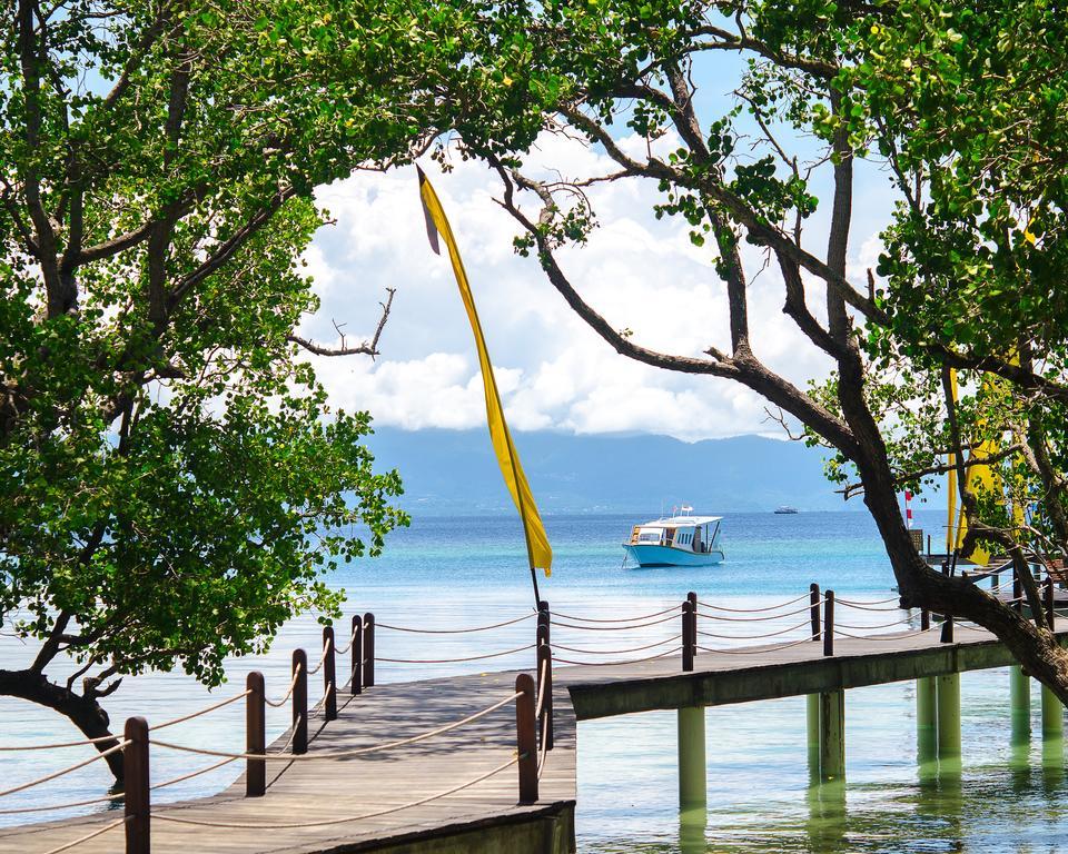 Bunaken Oasis Dive Resort And Spa Exterior foto